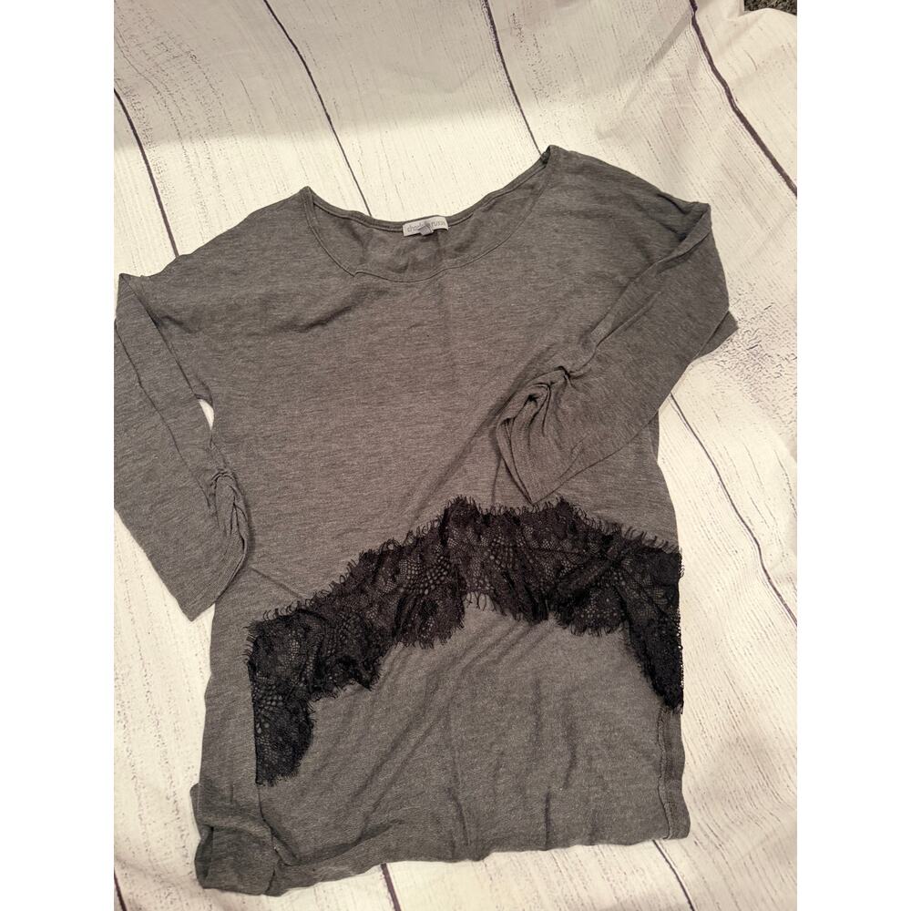Charlotte Russe Long Sleeve Hi-Lo Top Size S
